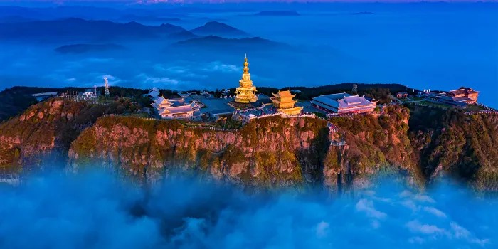 Mount Emei — Emeishan, China